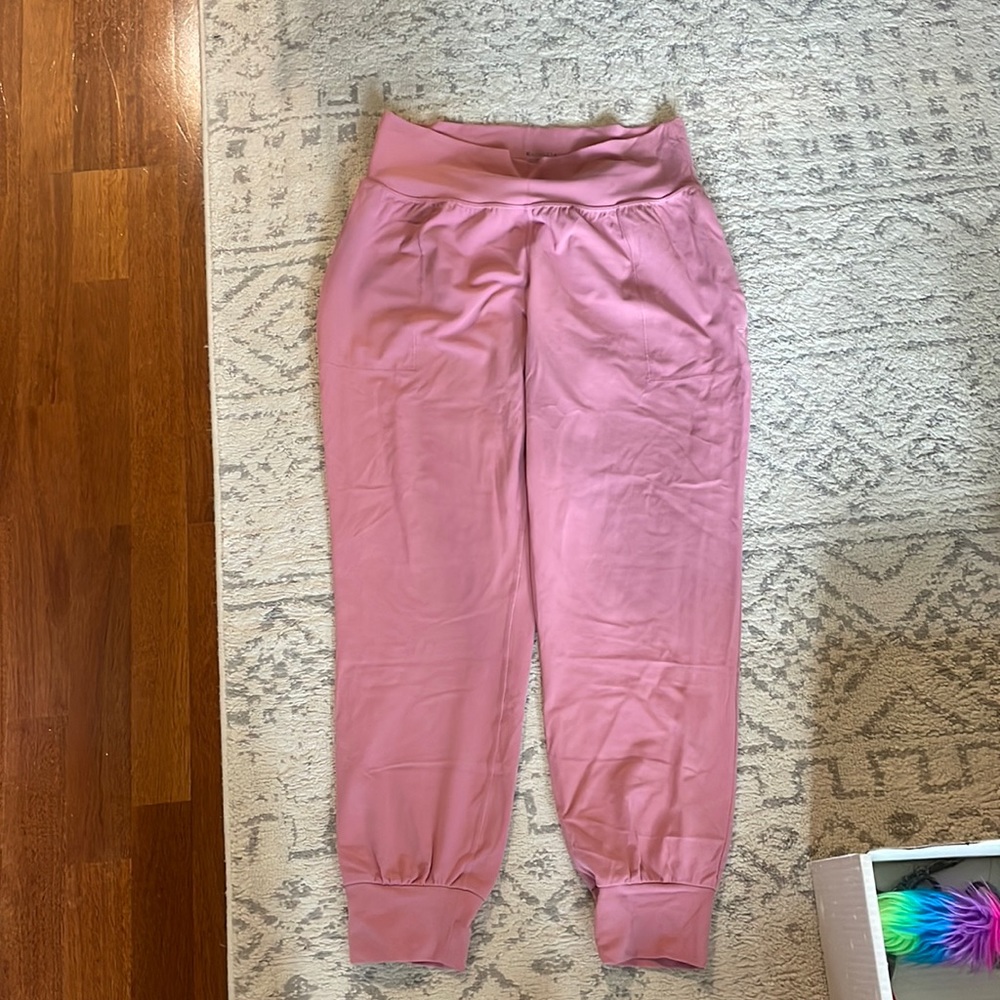 Athleta Salutation Joggers
